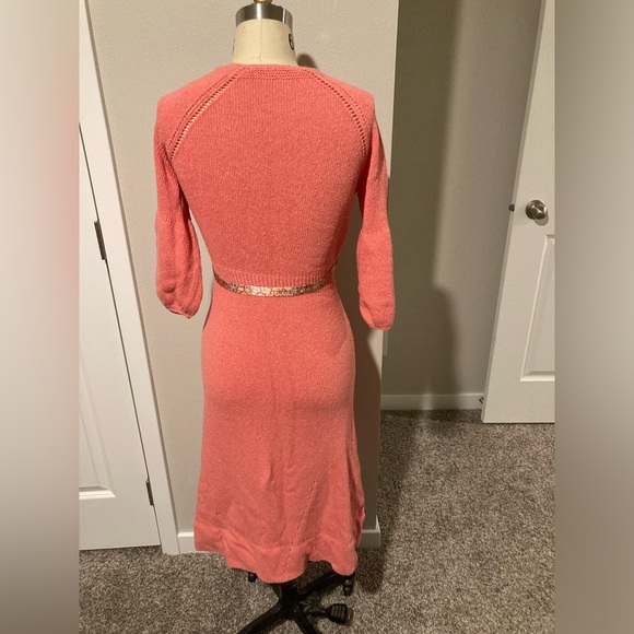 Rate, vintage coral knit Marc by Marc Jacobs sweater dress with crochet flowers. - Picture 2 of 5